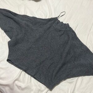 Small Zara knit grey cropped sweater